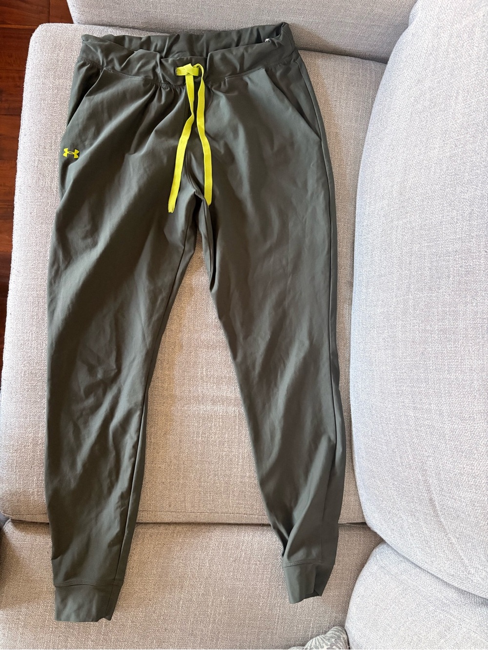 Bundle of Joggers (Under-armour, Costco, Roots)